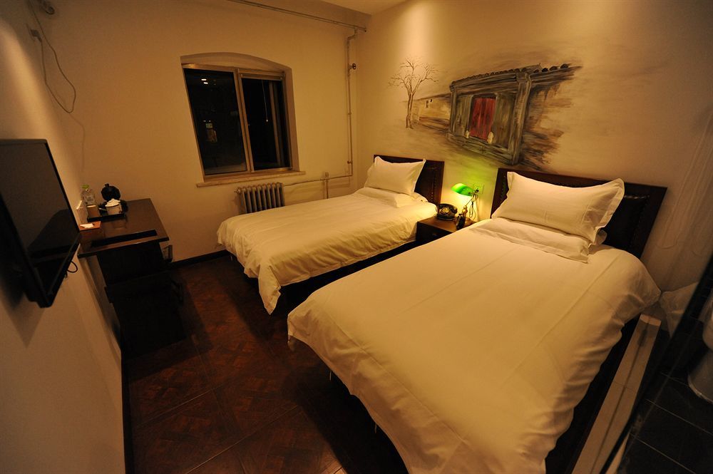 Nostalgia Hotel Beijing Guozijian Ghost Street - Near Beijing Lama Temple, Beihai Park, Jingshan Park, Drum Tower, Houhai Bar Street, Tian'Anmen Square, Located In Beijing Traditional Hutongs, 5 Minutes Away From Beixinqiao Metro Station Exterior photo