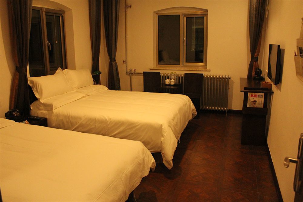 Nostalgia Hotel Beijing Guozijian Ghost Street - Near Beijing Lama Temple, Beihai Park, Jingshan Park, Drum Tower, Houhai Bar Street, Tian'Anmen Square, Located In Beijing Traditional Hutongs, 5 Minutes Away From Beixinqiao Metro Station Exterior photo