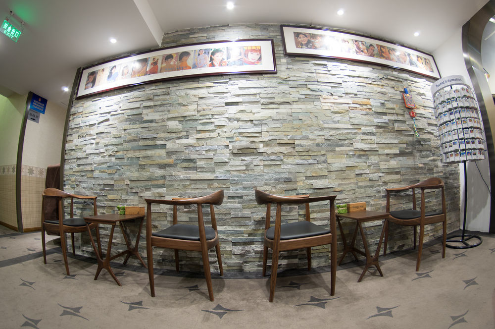 Nostalgia Hotel Beijing Guozijian Ghost Street - Near Beijing Lama Temple, Beihai Park, Jingshan Park, Drum Tower, Houhai Bar Street, Tian'Anmen Square, Located In Beijing Traditional Hutongs, 5 Minutes Away From Beixinqiao Metro Station Exterior photo